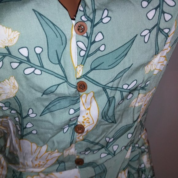 Modcloth x Collectif Romper One Piece US Size 6 Green  Floral Short Sleeve Zip U - Picture 12 of 16
